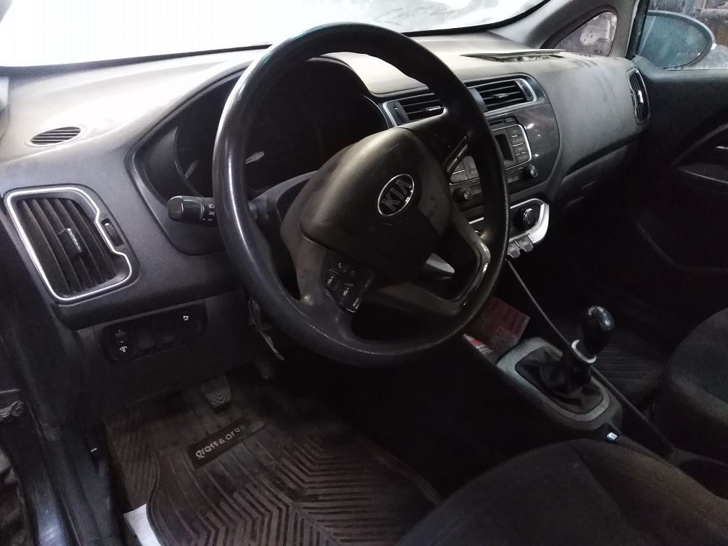  Kia RIO 2013    EN DESARME